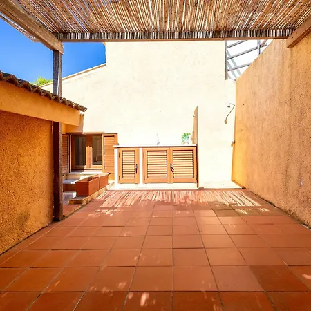 펜션 Villino Rifugio Trinità dʼAgultu